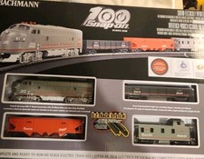 Snap-on Tool H0 Scale 100th anniversary  LTD Edition Bachmann Train Set