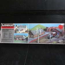 THOMAS SALTER HOBBIES.8042.MODELLERS BUILDING SET,BRICK AND STONE.UN USED