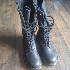 Dr Martens Hazil 1914 Mid Calf