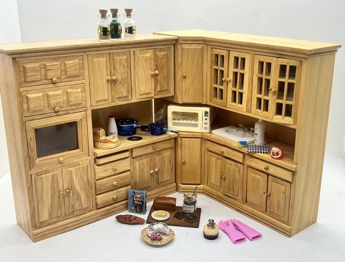 Dolls house pine fitted - ,