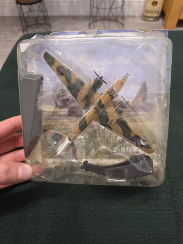 Amercom vickers wellington - amercom,