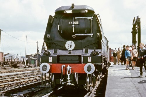 British rail bullied 34051 - british, no.34051