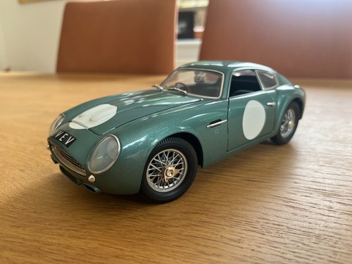Aston martin db4gt - martin,