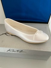 Girls bridesmaid shoe white