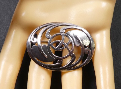 Brooch charles rennie - brooch,