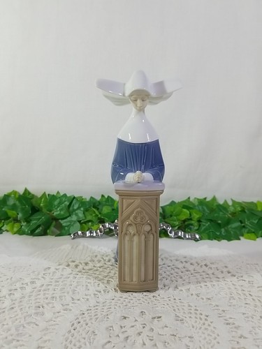 Lladro meditation nun praying - lladro,