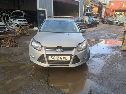 Ford focus mk3 titanium 5dr - ford,