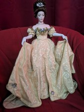 Franklin Mint Heirloom Doll