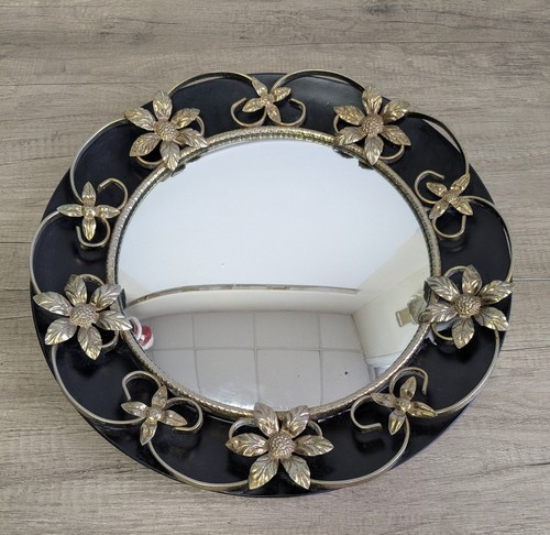 Vintage kitsch wall - kitsch,