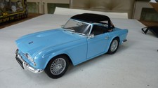 Jadi 1/18 scale Triumph TR4 model