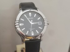 Seiko Quartz 50m. Japanese, textured black dial. Gents. 7N42-8209. Circa 1997