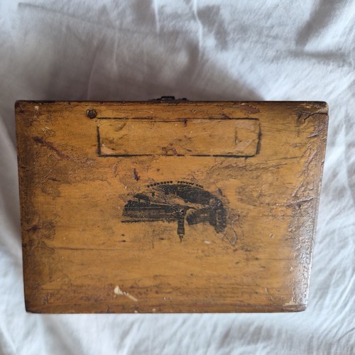 Antique treen wooden box - treen,