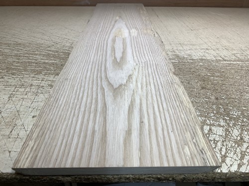 Ash timber planed live edge - live,