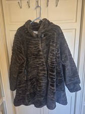 Vintage Carly Monterey Faux