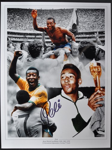 Pele signed photograph - pele,