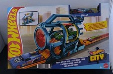 Mattel Hot Wheels City Turbo Jet Car Wash Get Your Machine Ultra Clean New Boxed
