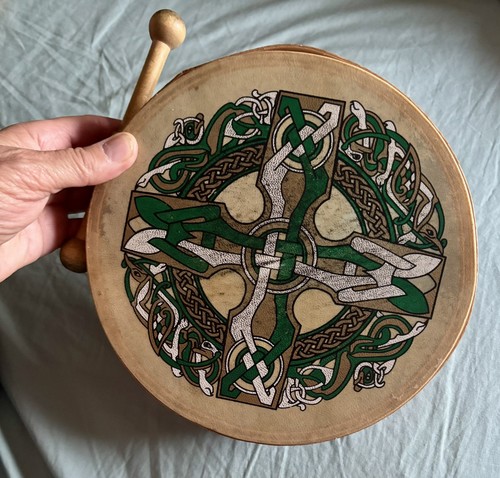 Mini bodhran with tipper - mini,