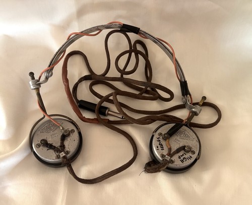 Vintage ww2 radio - ww2/, headset
