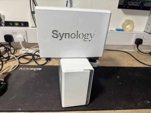 Synology ds215j nas - synology,
