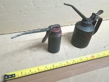 2x Thumb pump oil cans