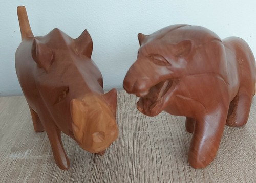 Pair hand carved wooden - carved,