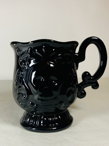 Salem black embossed skull - salem,