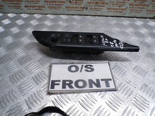 BFD068333 2020 TOYOTA HILUX 2.8 MK8 FRONT WINDOW SWITCH O/S