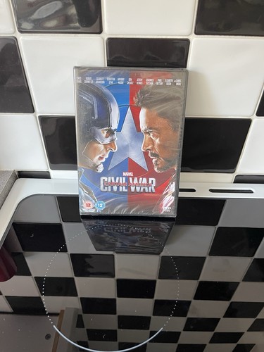Captain america civil war - captain,