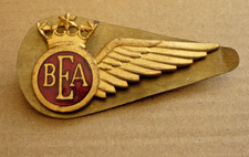 VINTAGE c1950's ENAMEL BADGE