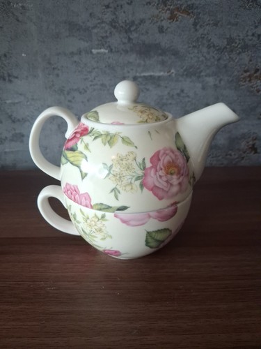 Unbranded fine china teapot - unbranded,
