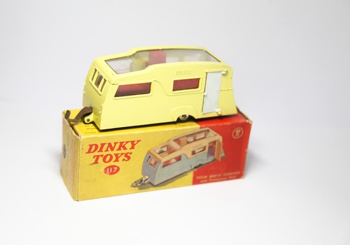 Dinky 117 four - 117, caravan