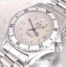 TAG Heuer Professional 2000