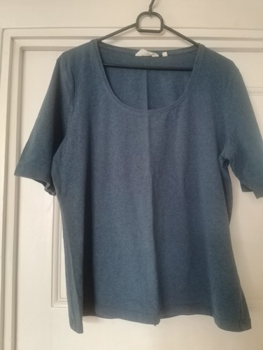 Seasalt scoop neck tee shirt - neck,