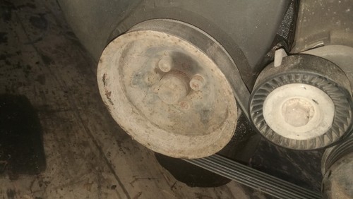 Crankshaft belt pulley for - ,