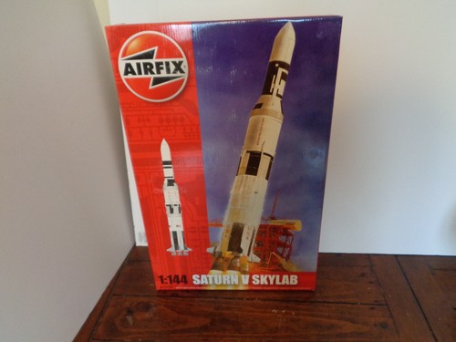 Airfix a11150 saturn skylab - v,