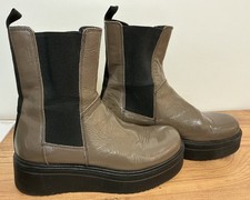 Ladies Vagabond Shoemakers