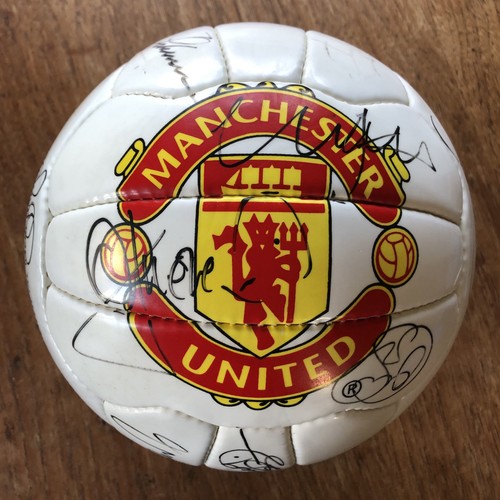 Manchester united football - manchester,