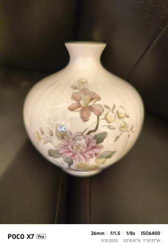 Royal doulton bud - royal, vase