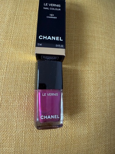 Chanel vernis nail colour - chanel,
