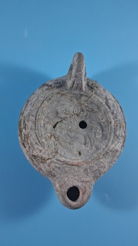 Roman oil lamp 200ad 400ad - 200ad,