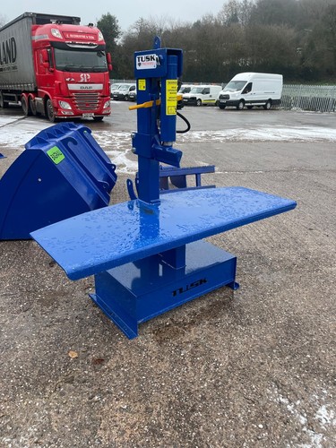 New tractor mounted hydraulic - mounted,