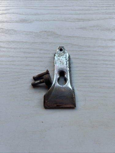 Woden lever cap and - and,
