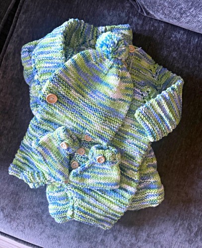 New hand knitted - baby, 0-3