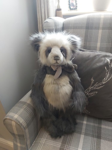 Charlie bear tully - charlie,
