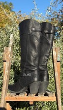 PAVERS BLACK Stacked Block