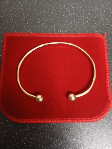 9ct yellow gold - 9ct, solid