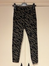 SWEATY BETTY, WOMENS, GREEN MIX, ANIMAL PRINT LEGGINGS. SIZE S.