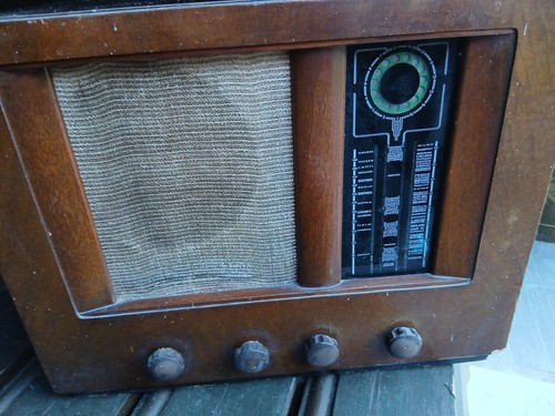 Vintage bush 71valve radio - vintage,