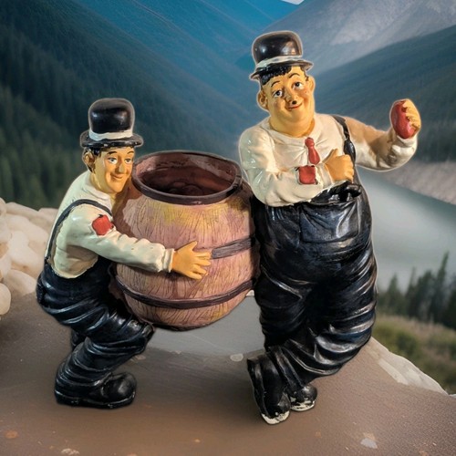 Laurel and hardy - hardy, barrel