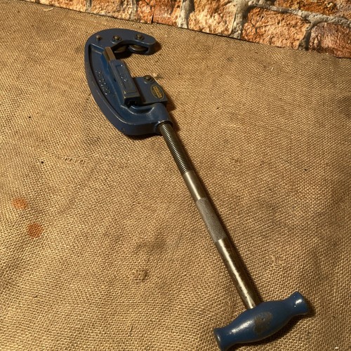 Record 102 pipe - record, cutter